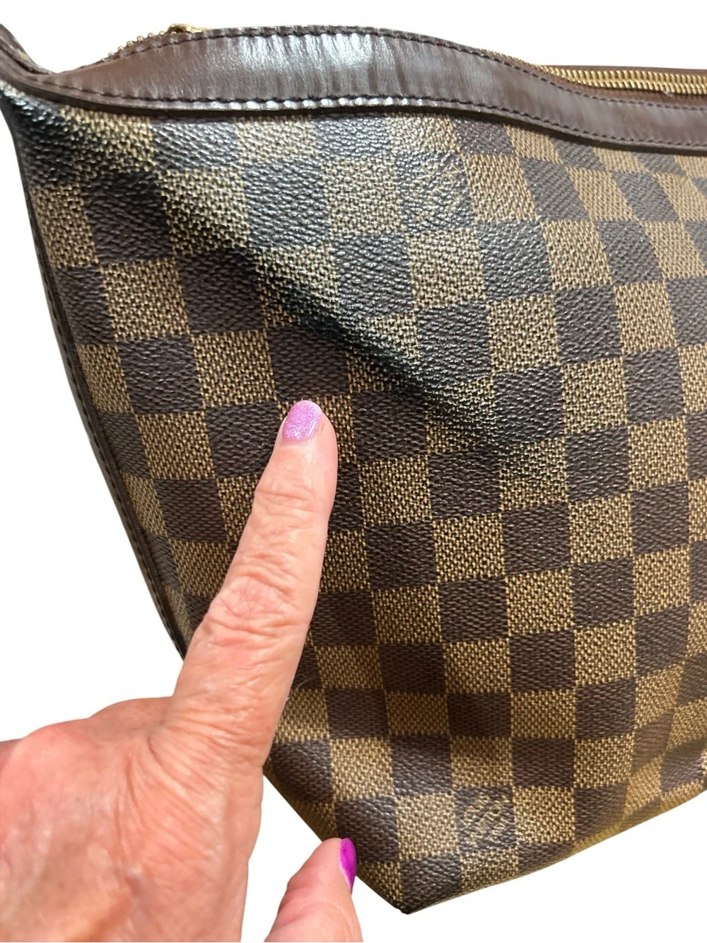 Louis Vuitton Illovo MM Shoulder Bag